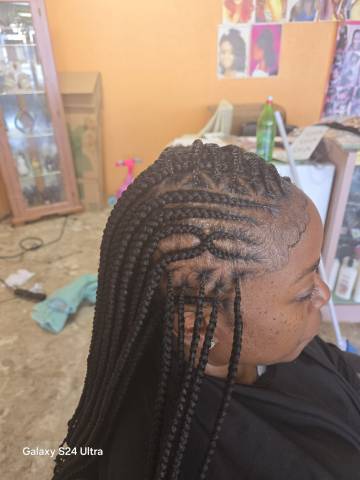 Mama African Hair Braiding gallery picture 26