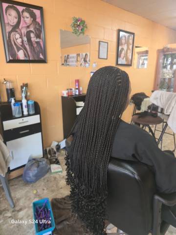Mama African Hair Braiding gallery picture 5