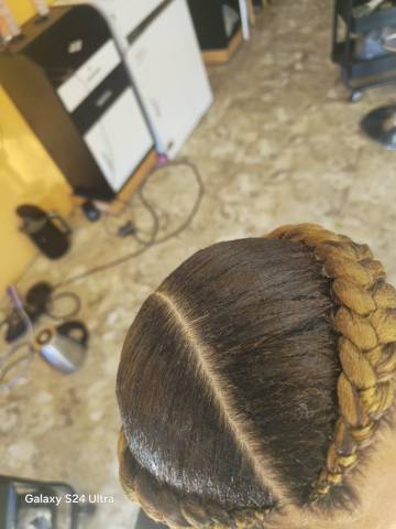 Mama African Hair Braiding gallery picture 3