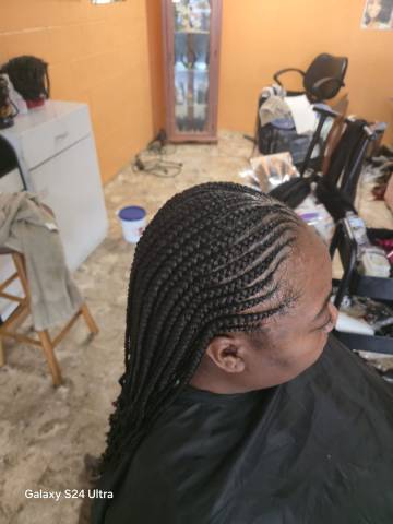 Mama African Hair Braiding gallery picture 4
